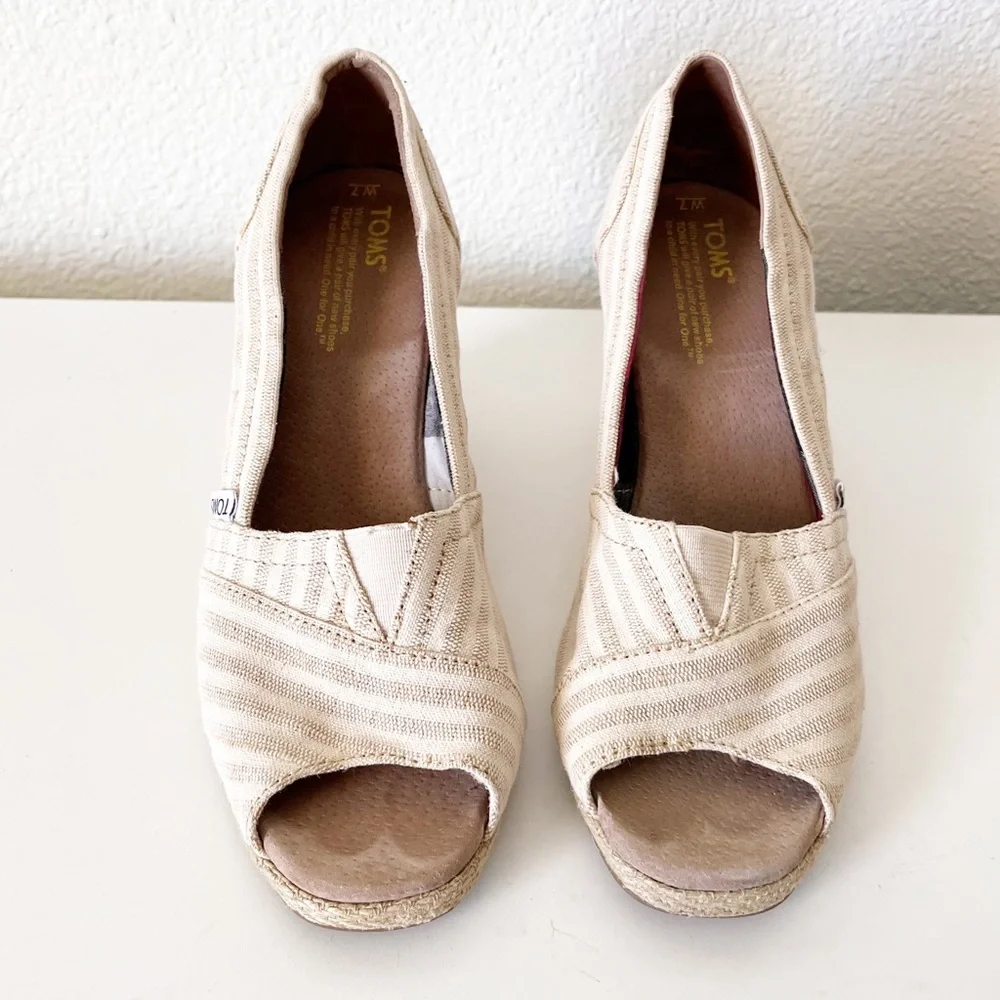 Toms Lina Wedges Beige Stripe Canvas Open Toe Size 7